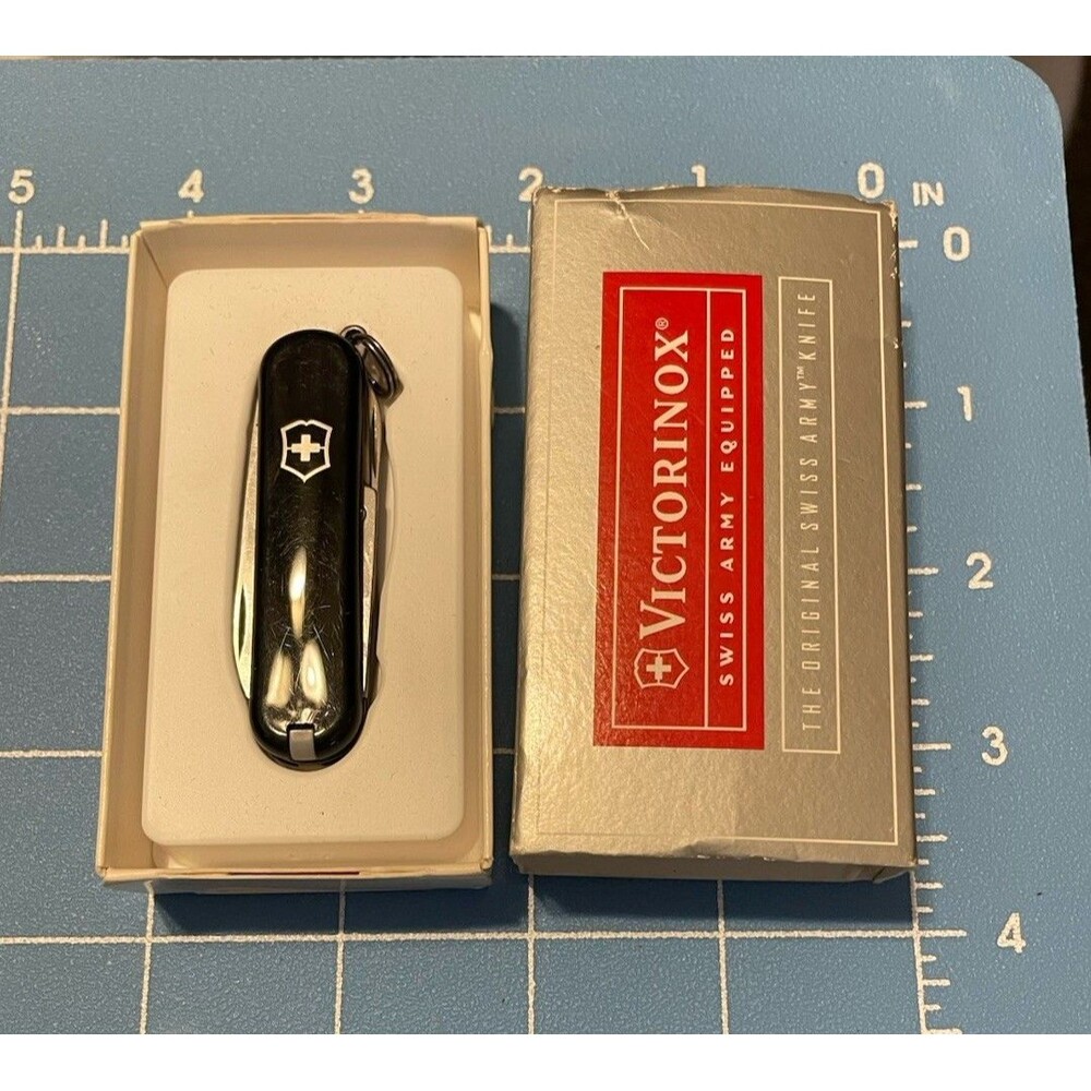 Victorinox Signature 8 Function Black Multi Tool Pocket Knife HTF
